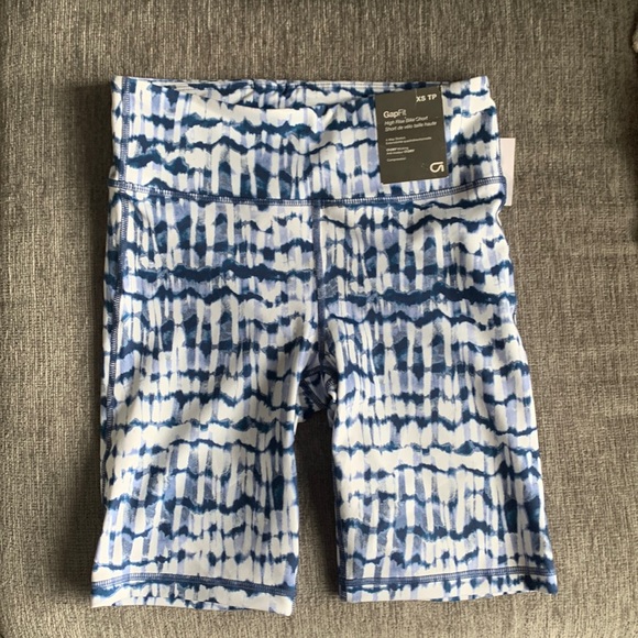 GAP Pants - Gap Fit Biker Shorts